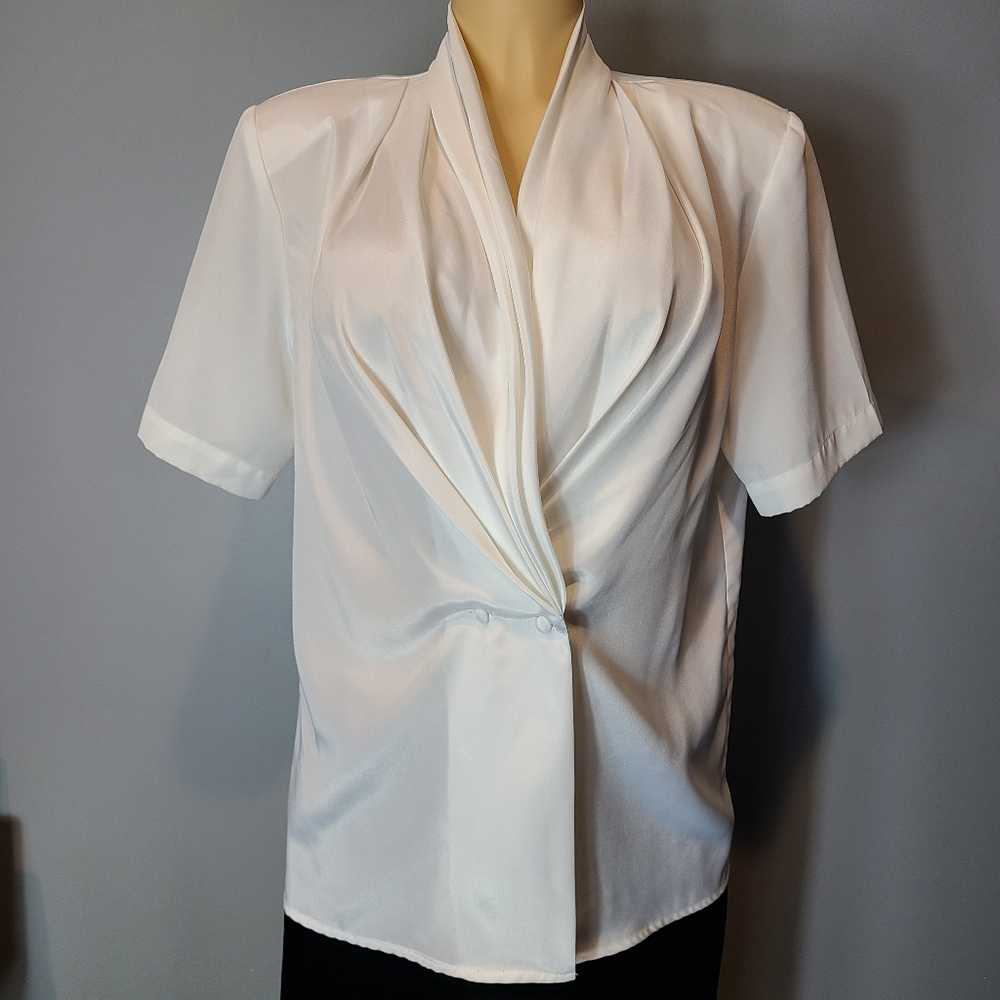 Vintage Tailored Silky‎ Blouse Parisian White Holiday Size 10 Pleated Old Money